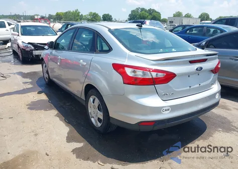 2012 Ford Focus Se z USA, uszkodzony, nr VIN 1FAHP3F22CL460598